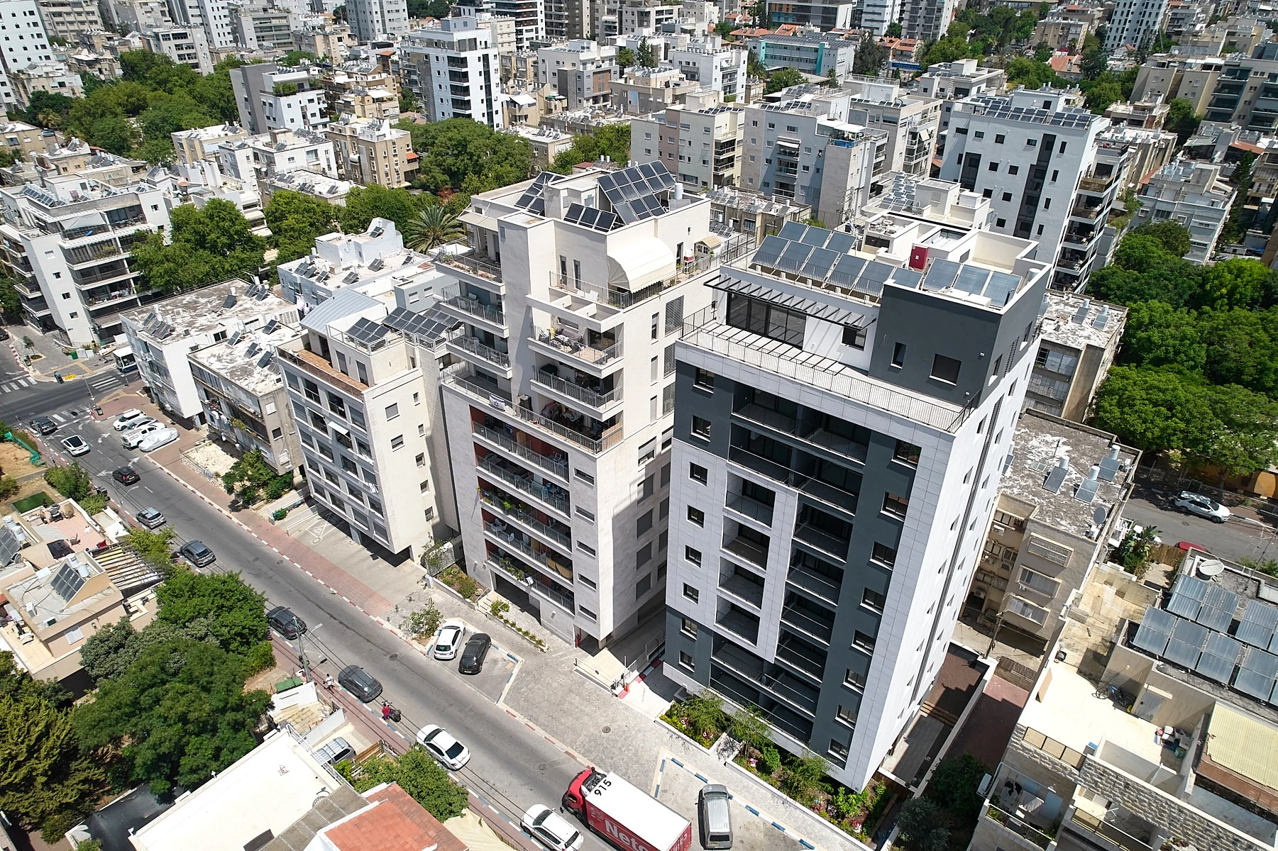 Pinhas Rutenberg 35 by Moallem Architects